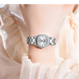 CURREN  Montre pour femme avec accents de diamants Bracelet en acier inoxydable élégant, design élégant livré avec une boîte gratuite